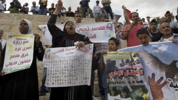 حماس تهدد بالرد في حال "استشهاد" اي من الاسرى المضربين عن الطعام