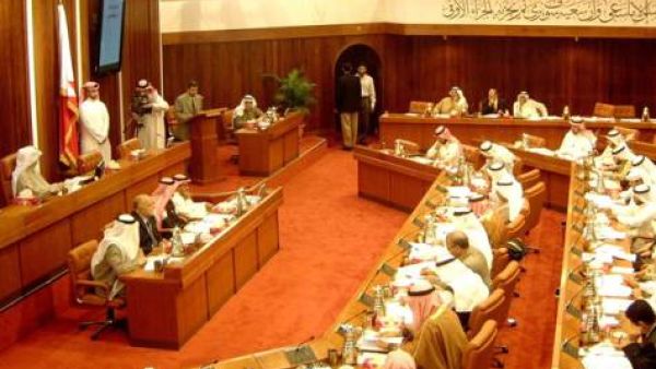 Bahrain parliament voted to establish the private sector minimum wage Tuesday (Courtesy of Gulf News)