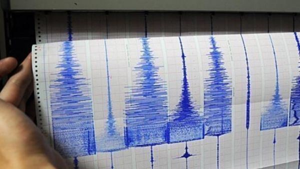  هزة ارضية قوية تضرب جزيرة بالي الاندونيسية 