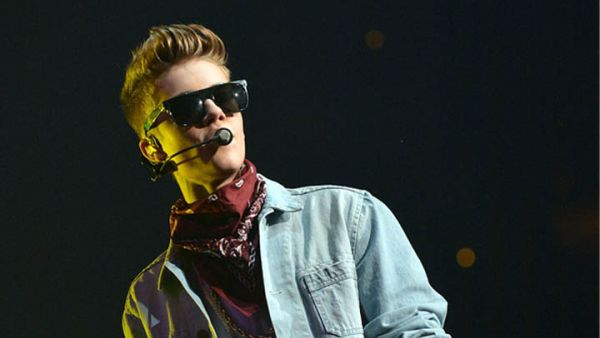 The culprit who invaded the stage at Justin Bieber’s gig on Sunday appears to have apologised to the teen heartthrob.