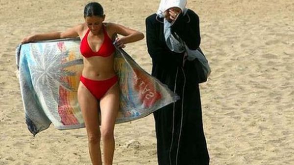 Gender segregation and religious conservatism are proving all the rage in Turkey's tourism sector, as Turks opt for 'halal hotels' (Photo courtesy of http://forums.vr-zone.com/)