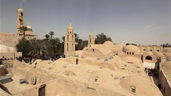 دير الانبا بيشوي حيث دفن البابا شنودة الثالث في وادي النطرون