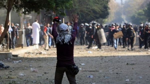 استمرار الاشتباكات لليوم الثالث بمصر 