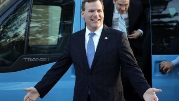 وزير الخارجية الكندي جون بيرد