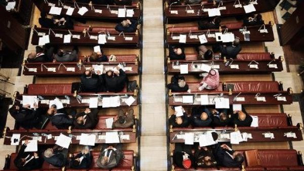 اعضاء لجنة الخمسين لوضع الدستور الجديد
