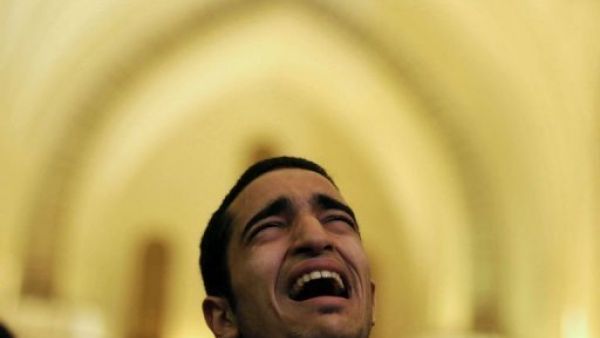  الاقباط يودعون البابا شنوده في اجواء مفعمة بالحزن 