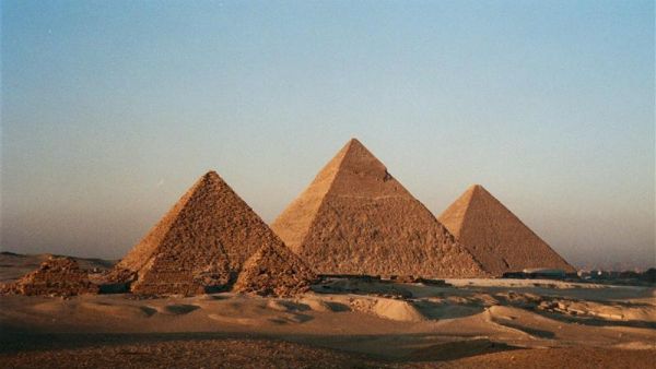 Some Egyptians fear Iranian pilgrims might come disguised as toursits 