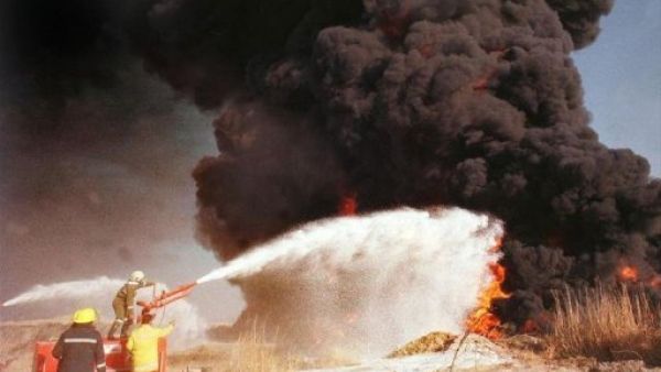 موجة حرائق تأتي على مئات المنازل في مصر