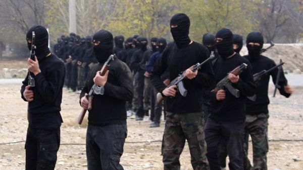 Clashes between moderate Syrian rebel groups and the al-Qaeda-linked ISIL shifts to a new province on the border with Turkey. [Al-Arabiya]