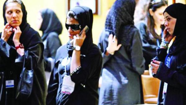 The  Ministry of Labor's decision will inevitably result in expat working daughters living in the Kingdom going back to their home countries to seek employment.
