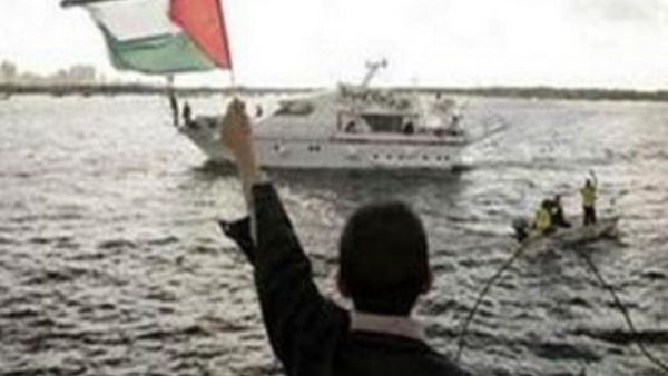 As another ship attempts to break the blockade of Gaza, Qatar pledges support