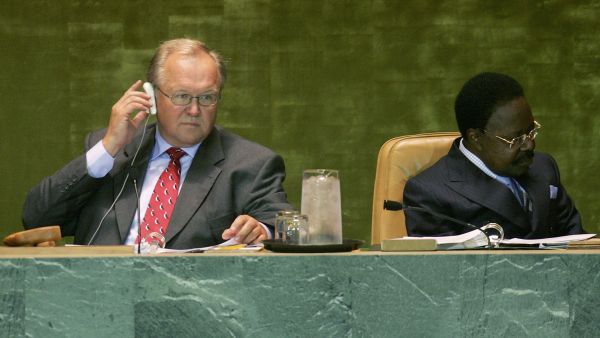 Omar Bongo of Gabon is suddenly a very popular man indeed, being approached and petitioned by fellow UN members and undoubtedly by Palestine and Israel each, for that deciding UN vote for Palestine's future.