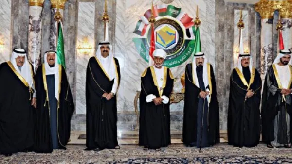 قادة دول الخليج في صورة تذكارية خلال قمة دول مجلس التعاون في الرياض
