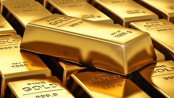 Earning a your weight in gold is working as a successful motivator in Dubai (Gold/Oleksiy Mark/Shutterstock)