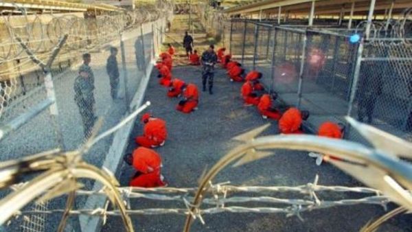 معتقلون في غوانتانامو معتقلون في غوانتانامو
