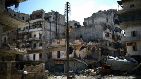 عشرات القتلى والجرحى بقصف بالطيران في ادلب