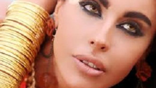 الصح انها مش عريضة كتيييير