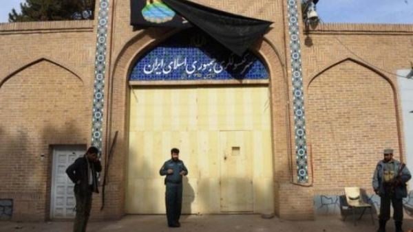 ايران تغلق مؤقتا قنصليتها في هرات
