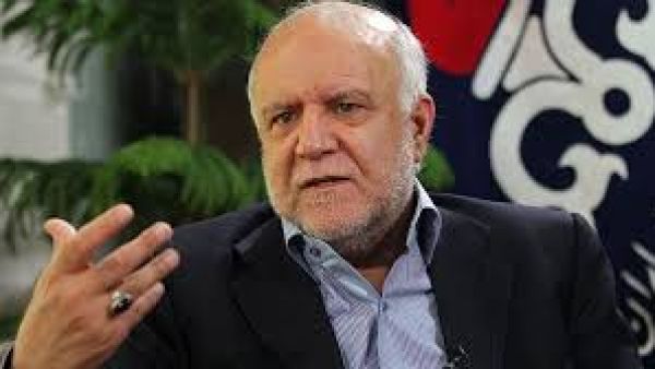 Oil Minister Bijan Zanganeh ordered a "widespread review" of the oil contract process shortly after he took office in August in an effort to revive investment in Iran's oil sector (Courtesy of Press TV)