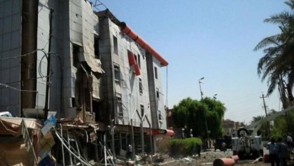 اكثر من 300 قتيل وجريح بسلسلة هجمات في العراق
