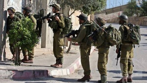 جنود اسرائيليون في الضفة الغربية
