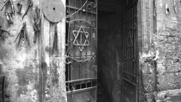 A screenshot of Egyptian director Amir Ramses' documentary Jews Of Egypt.