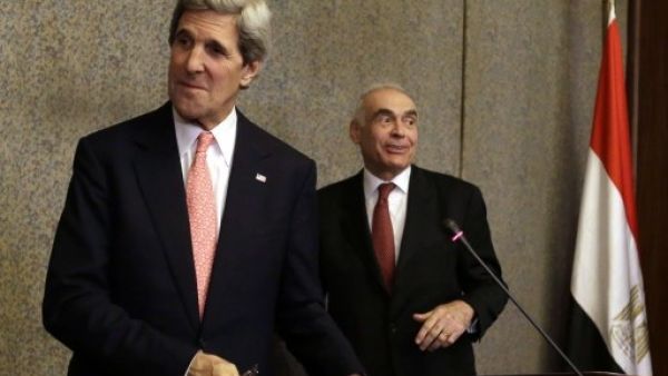 US Secretary of State John Kerry (L) and Egyptian Foreign Minister Mohammed Kamel Amr leave after a news conference at the Ministry of Foreign Affairs in Cairo on Saturday (Photo: AFP / Pool / Jacquelyn Martin). US Secretary of State John Kerry (L) and Egyptian Foreign Minister Mohammed Kamel Amr leave after a news conference at the Ministry of Foreign Affairs in Cairo on Saturday (Photo: AFP / Pool / Jacquelyn Martin).