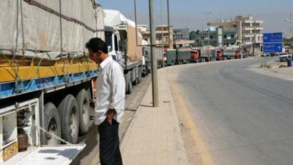 As violence continues in Syria, the economy is in crisis and businesses flee
