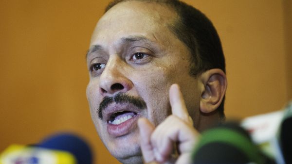 CPR Secretary General Mohamed Abbou gestures during a press conference in Tunis on Monday (Photo courtesy of AFP / GIANLUIGI GUERCIA)