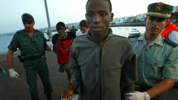 اسبانيا والمغرب يطردان لاجئين من جزيرة مقفرة  