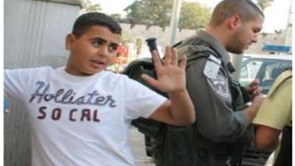 عدد اعتقالاته اكثر من سنين عمره 