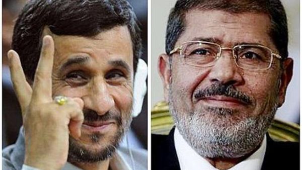 نجاد ومرسي يبحثان الازمة السورية والعلاقات الثنائية  