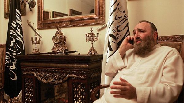 بكري السوري الاصل غادر لندن بعد مشاكل قضائية