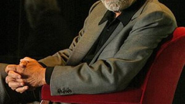 Legendary actor Omar Sharif won't be awarded until after Eid
