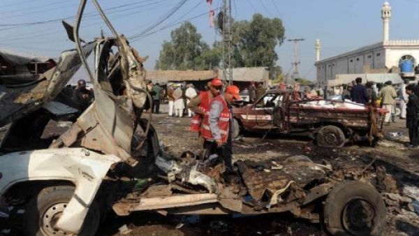 12 قتيلا على الاقل في اعتداء عند محطة حافلات في باكستان 