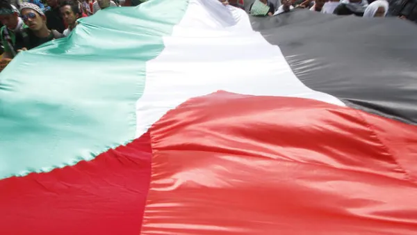آشتون: الفلسطينيون والإسرائيليون لم يصلوا إلى طريق مسدود