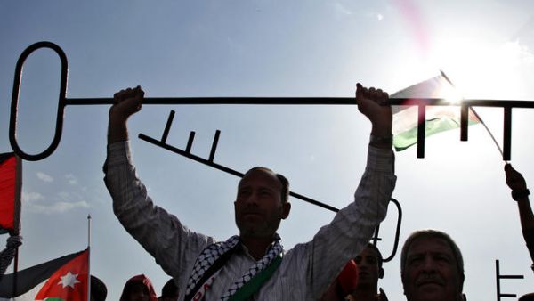 The Palestinian right of return could be about to go into effect if Abbas has his way. (Image courtesy of Reuters) The Palestinian right of return could be about to go into effect if Abbas has his way. (Image courtesy of Reuters)