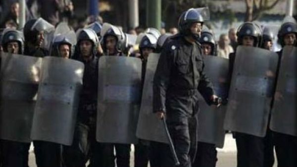 ارشيف/ افراد من قوات الامن المصرية