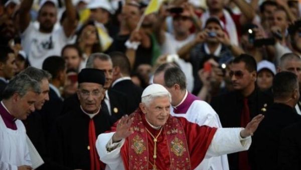 البابا يحيي شجاعة الشباب السوري 