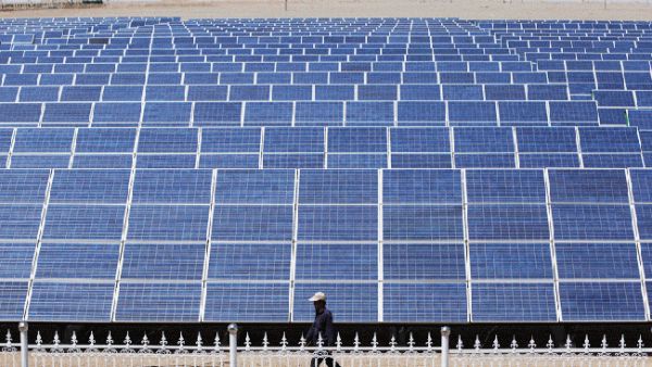 Saudi will produce 41 gigawatts of solar energy by 2032 (File Archive) Saudi will produce 41 gigawatts of solar energy by 2032 (File Archive)