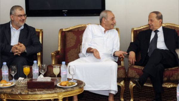 الاطراف تصالحت تحت رعاية قطر 