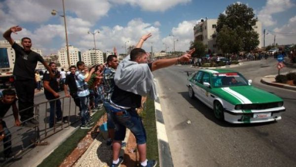 سباق للسيارات في رام الله
