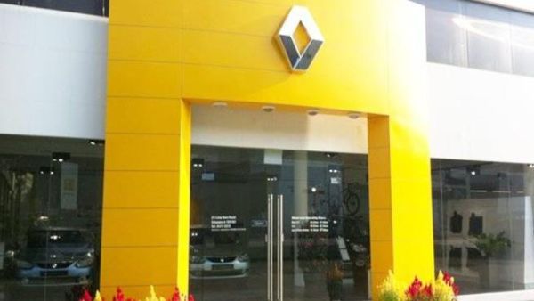 Renault is trying to regain its 'Va Va Voom' in Levant countries, despite taking a hit in Syria