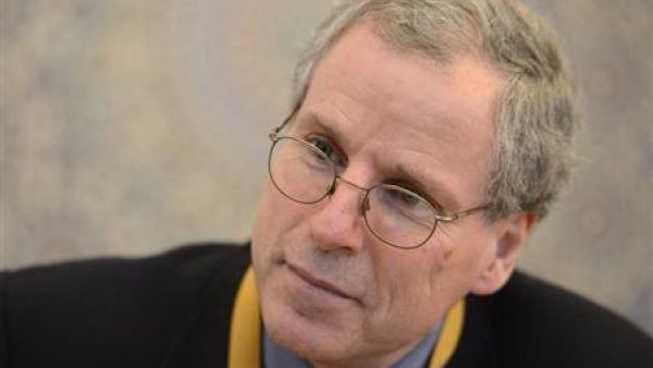 روبرت فورد سفير الولايات المتحدة السابق في سوريا 
