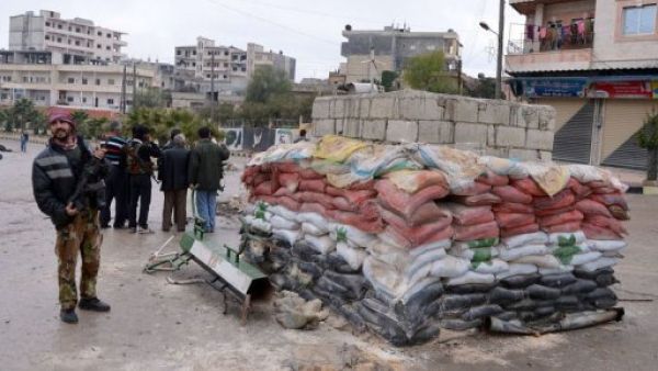 50 قتيلا بمعارك في ادلب 