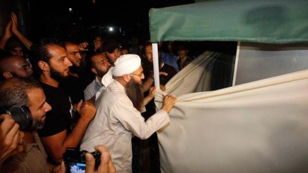 Sheikh Ahmad al-Assir ended his sit-in without achieving his goal (Photo: Hasan Bahsoun)