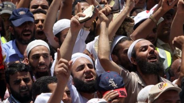 Egypt's Salafist Nour Party will neither participate in the June 28 pro-government protests by Islamist forces or the June 30 anti-government protests by opposition forces, party leader Younis Makhioun announced Tuesday. (File photo / Al Bawaba) 