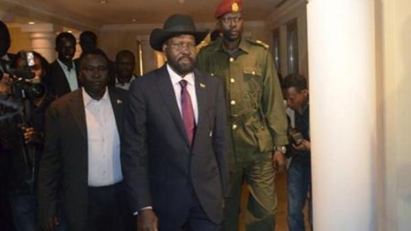 رئيس جنوب السودان سيلفا كير قبل جلسة مباحثات في اديس ابابا 

