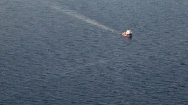 سفينة في البحر المتوسط