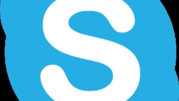 سكايب وغيرها من خدمات الاتصال عبر الإنترنت تعتبر خدمات اتصال خاضعة لأنظمة وقوانين الترخيص 